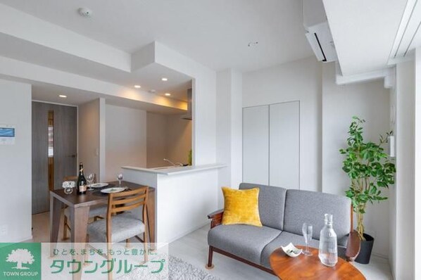 リーフシティ市川 ザ・レジデンスの物件内観写真